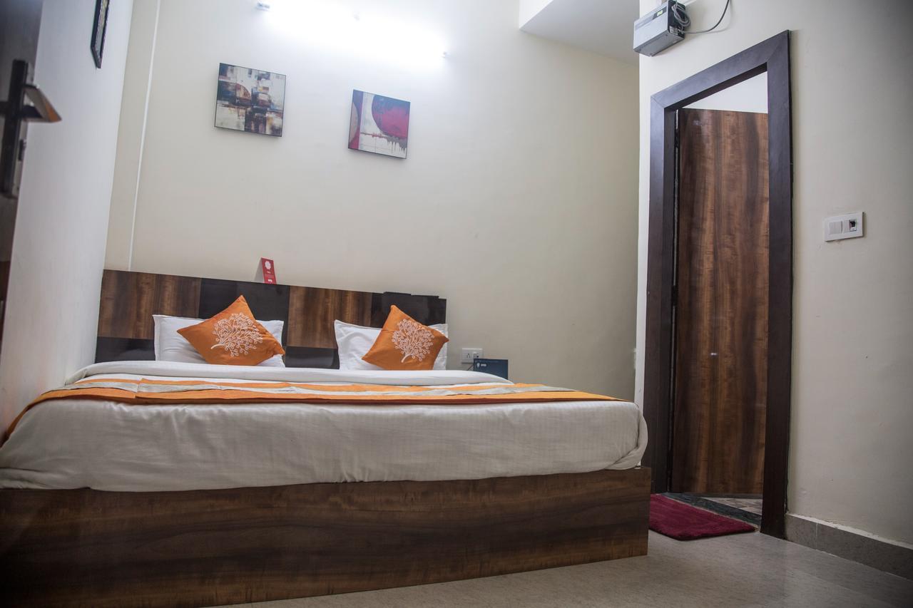 Отель Oyo 9123 Baghban Residency Гвалиор Экстерьер фото