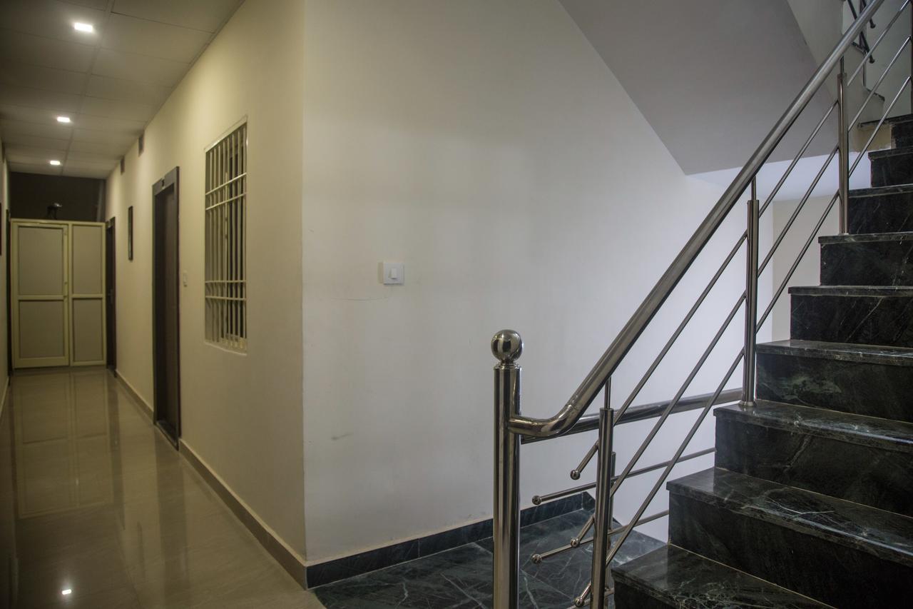 Отель Oyo 9123 Baghban Residency Гвалиор Экстерьер фото