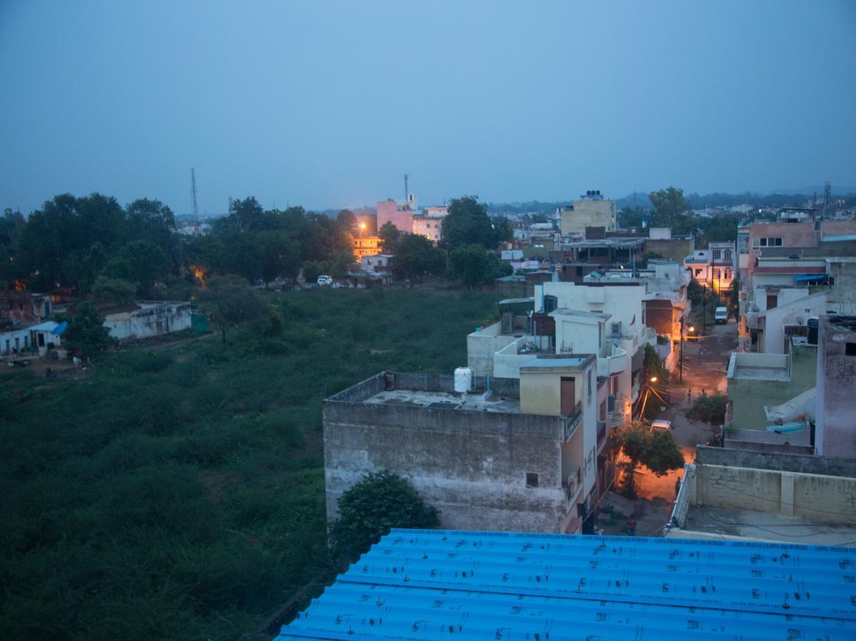 Отель Oyo 9123 Baghban Residency Гвалиор Экстерьер фото
